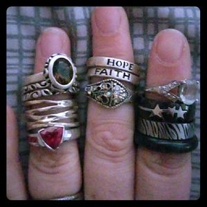 12 women's rings